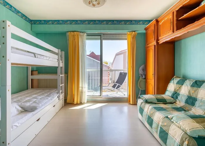 Neptune By Interhome * آركاشو